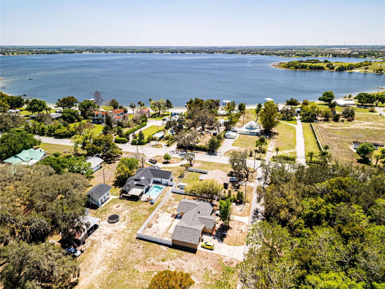 613 S Willow Avenue , Avon Park, FL 33825 Photo