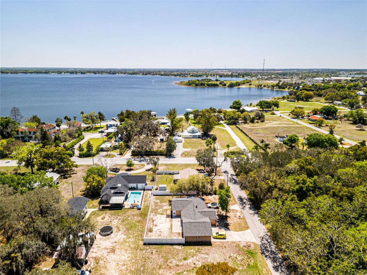 613 S Willow Avenue , Avon Park, FL 33825 Photo