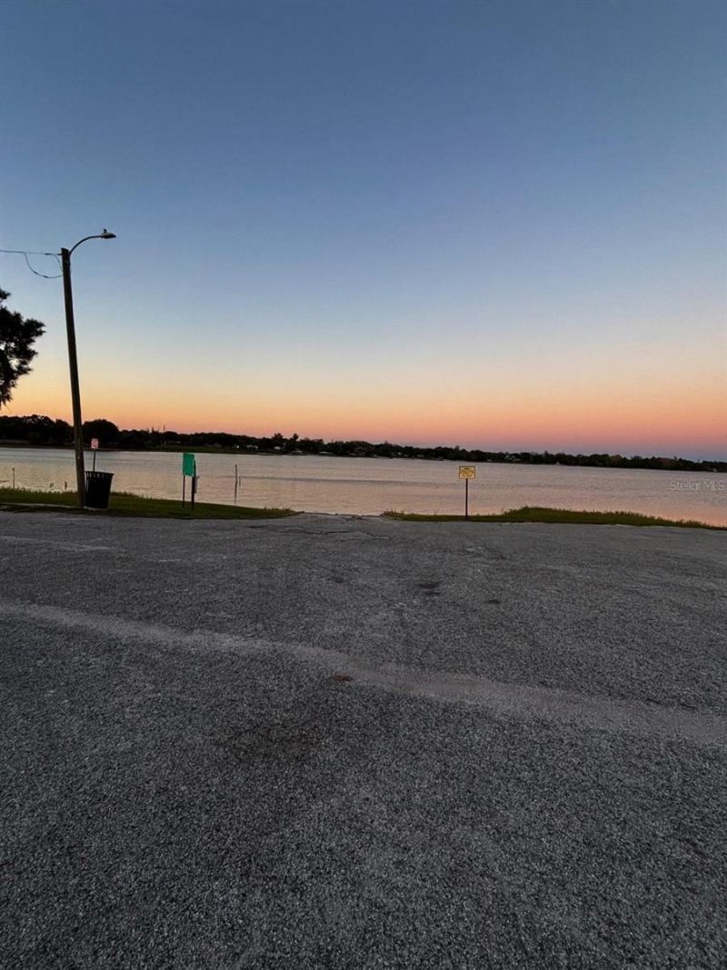 613 S Willow Avenue , Avon Park, FL 33825 Photo