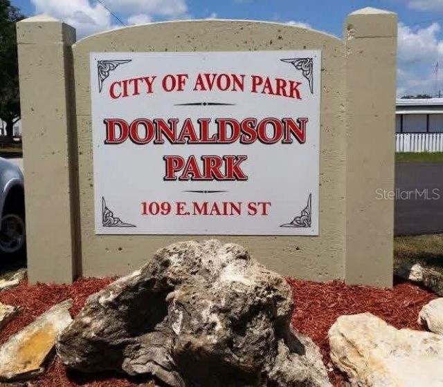 613 S Willow Avenue , Avon Park, FL 33825 Photo