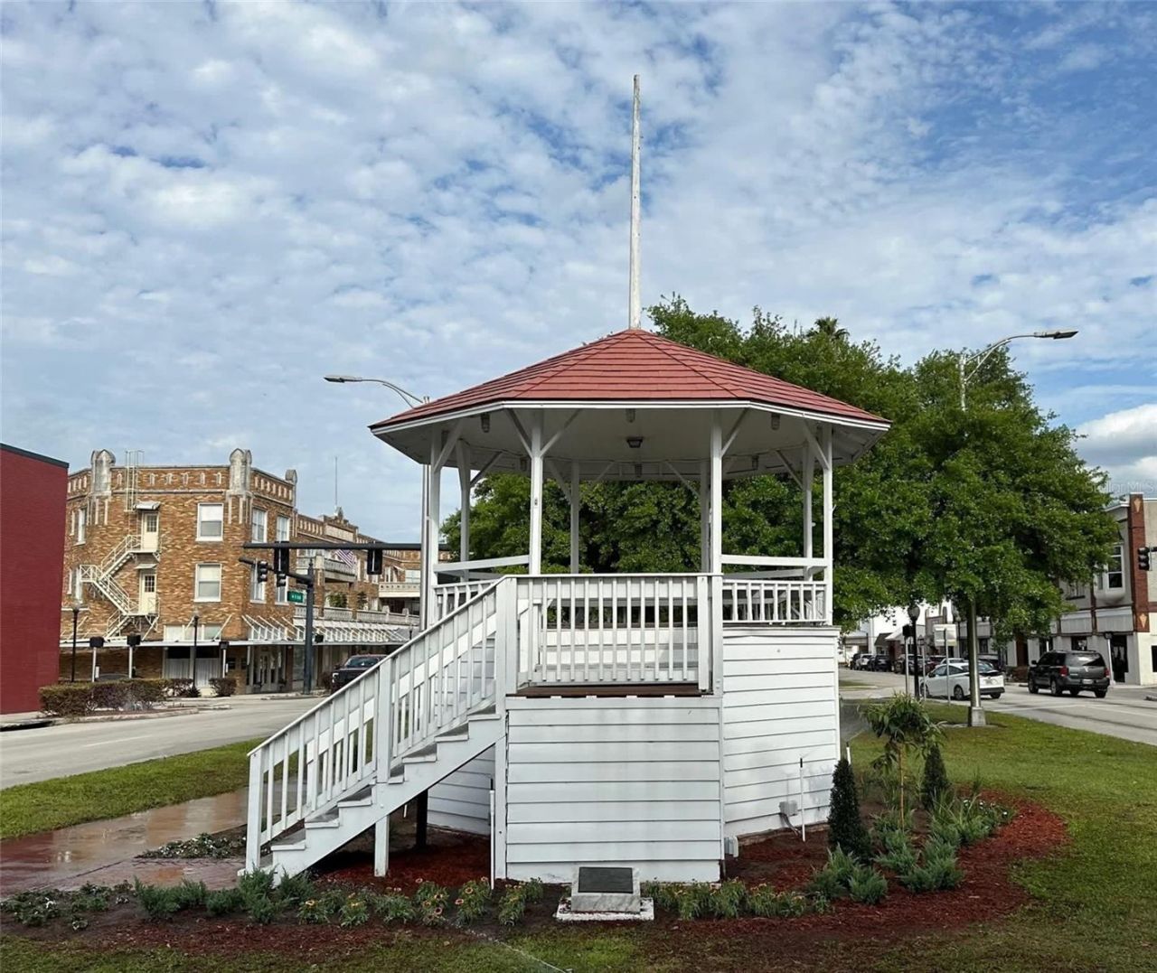 613 S Willow Avenue , Avon Park, FL 33825 Photo