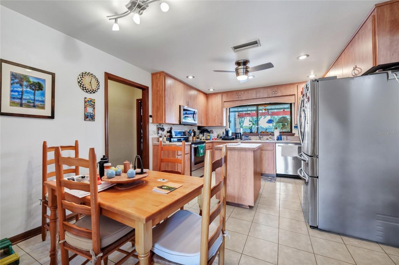 3939 Rose Petal Lane , Orlando, FL 32808 Photo