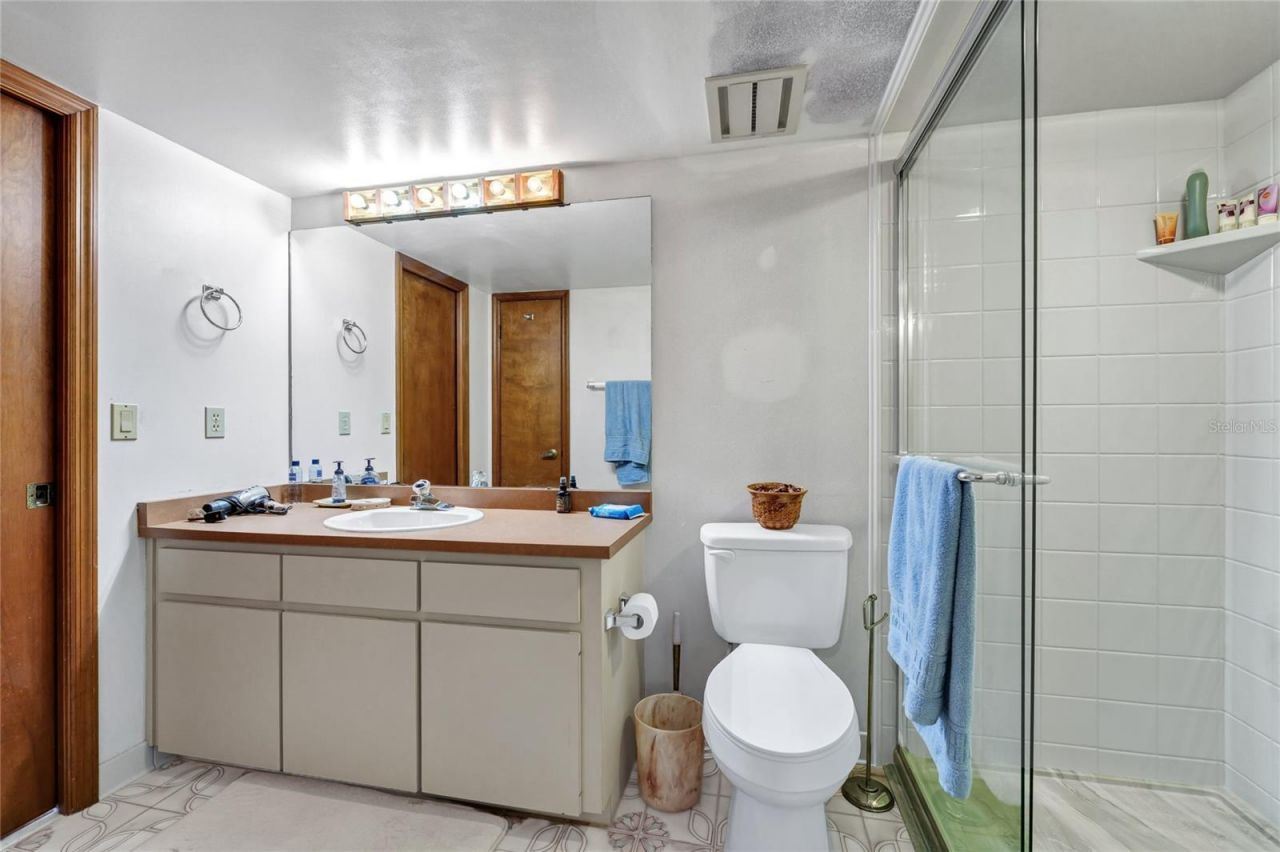 3939 Rose Petal Lane , Orlando, FL 32808 Photo