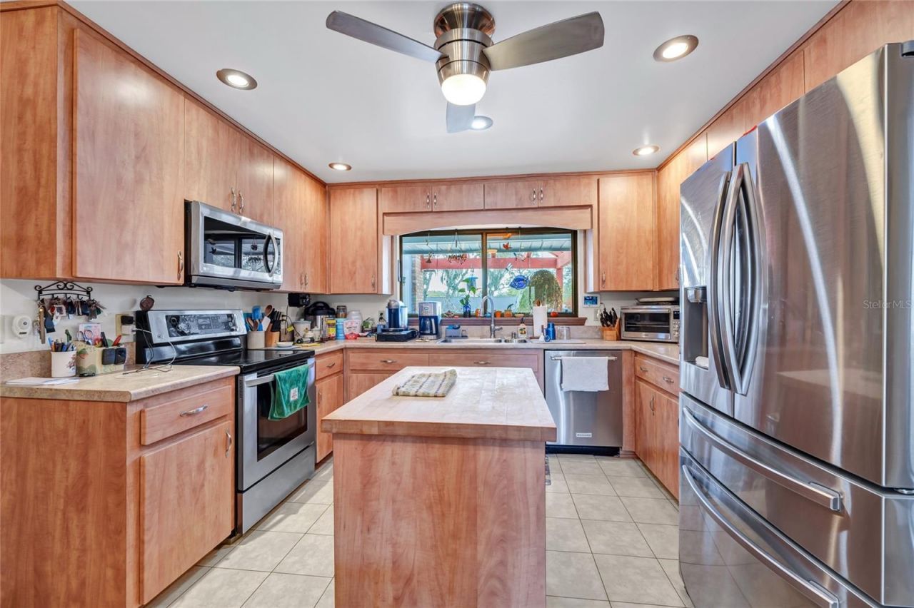 3939 Rose Petal Lane , Orlando, FL 32808 Photo