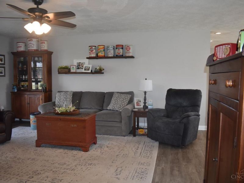 7116 Green Road, Hillsboro, OH 45133 Photo 8