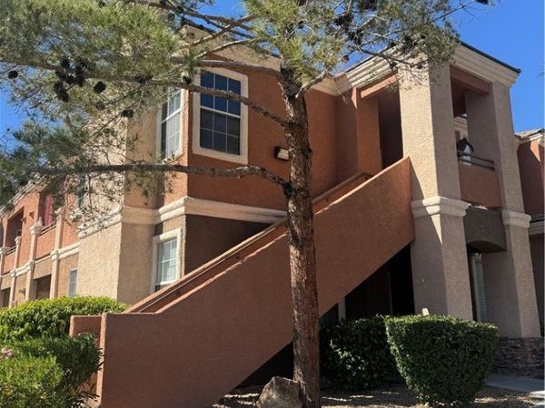 1501 Truett Street, Unit 204, Las Vegas, NV 89128