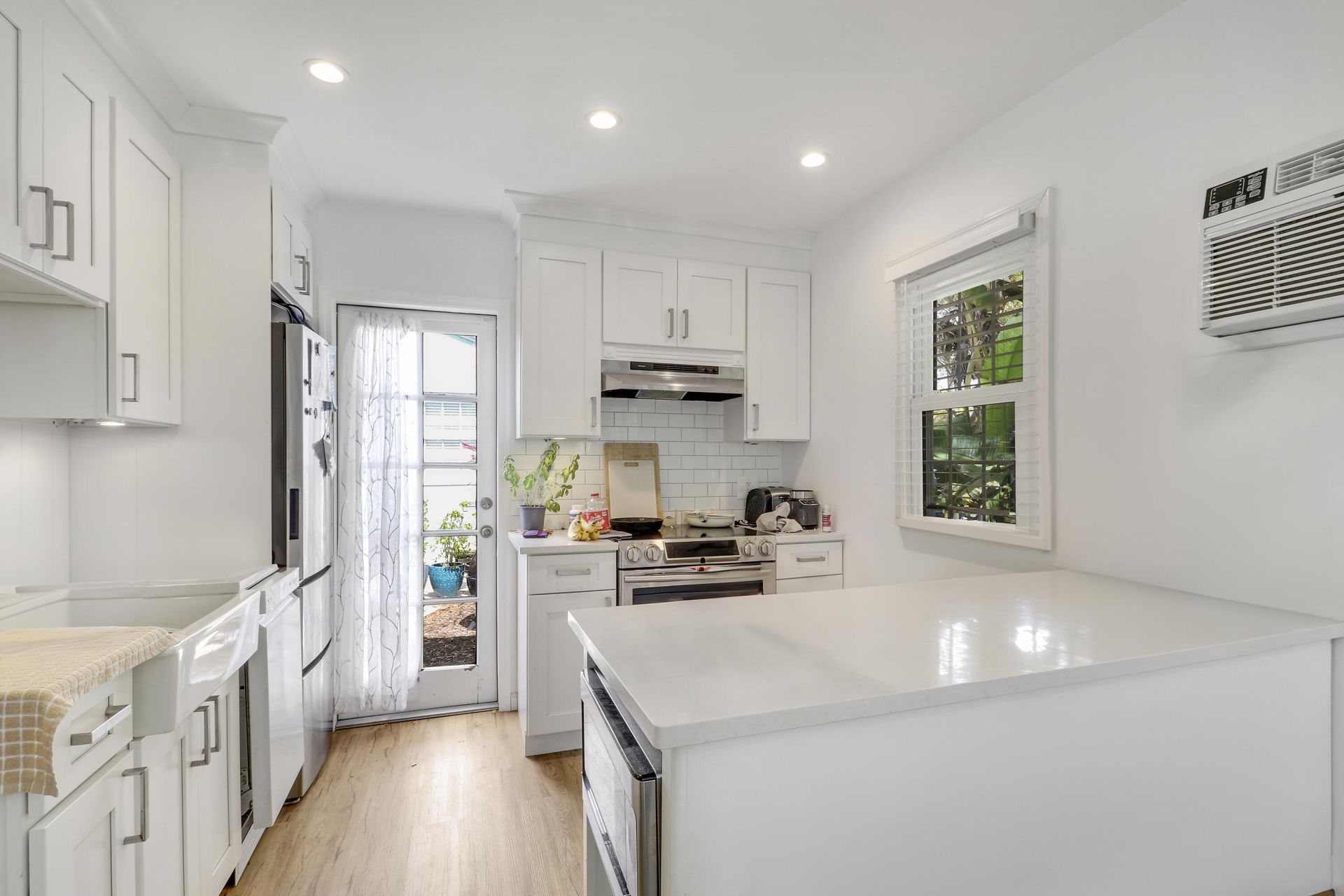 3619 Spruce Avenue, West Palm Beach, FL 33407 Photo