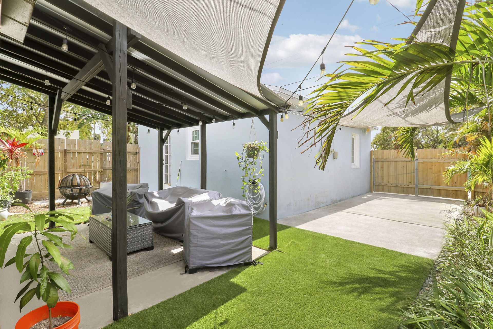 3619 Spruce Avenue, West Palm Beach, FL 33407 Photo