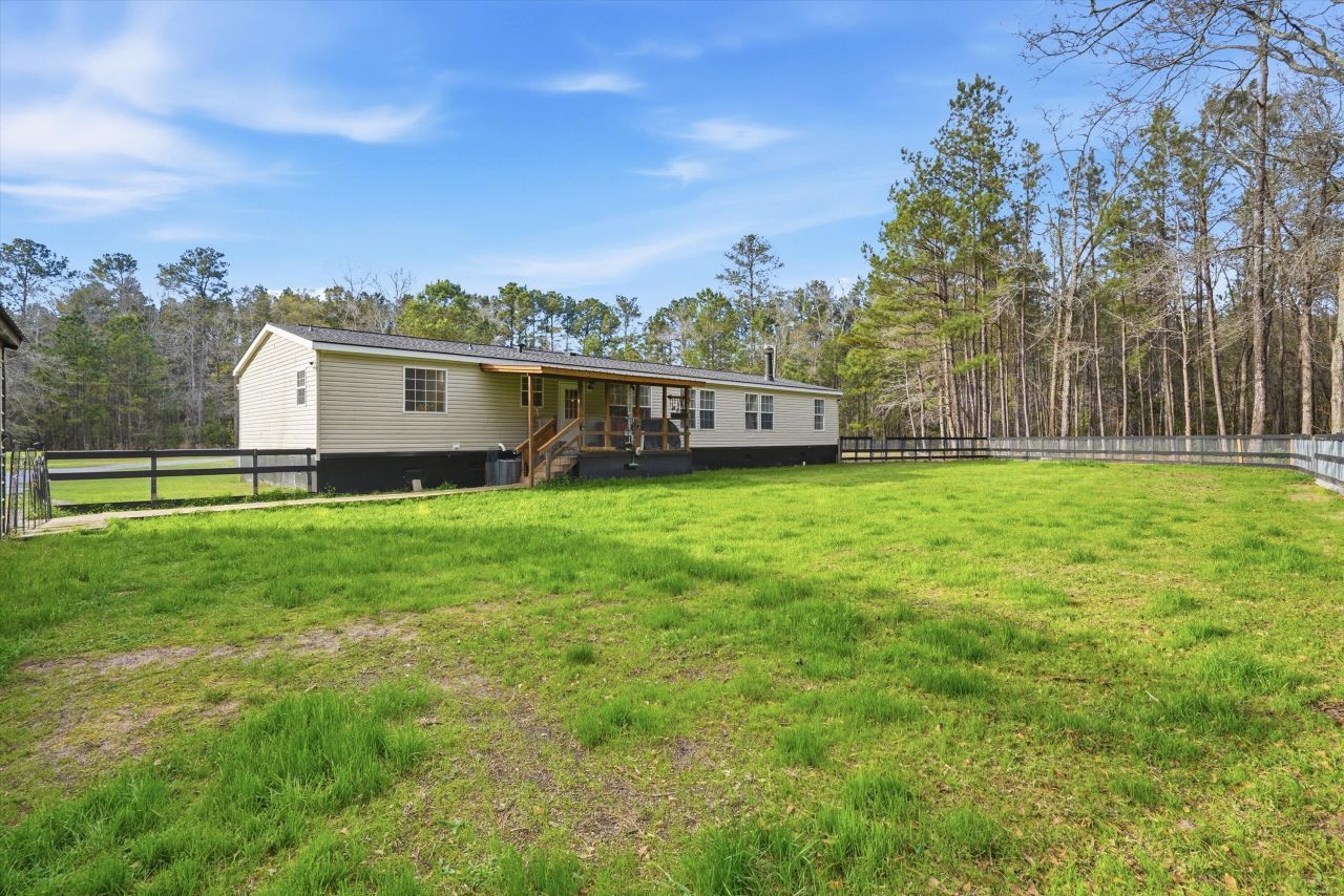 151 Della Lane Photo 24