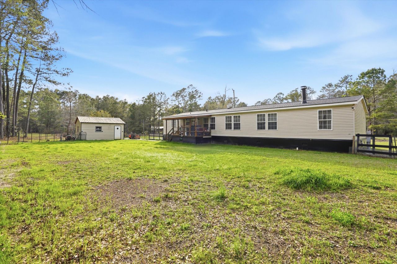 151 Della Lane Photo 25