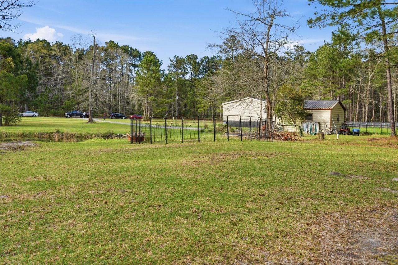 151 Della Lane Photo 29