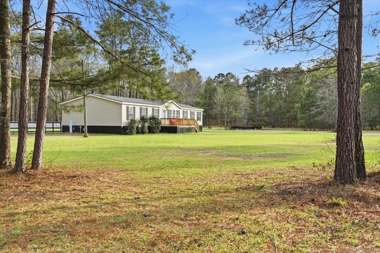 151 Della Lane Photo 30