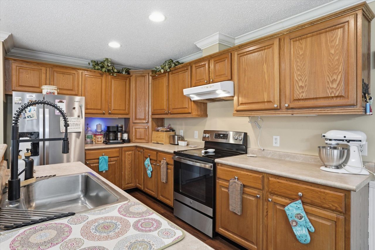 151 Della Lane Photo 9