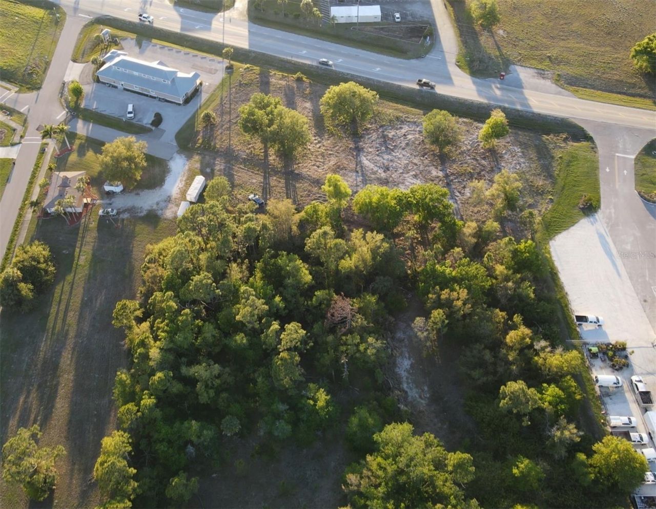 12354 SW Co Road 769 , Lake Suzy, FL 34269 Photo