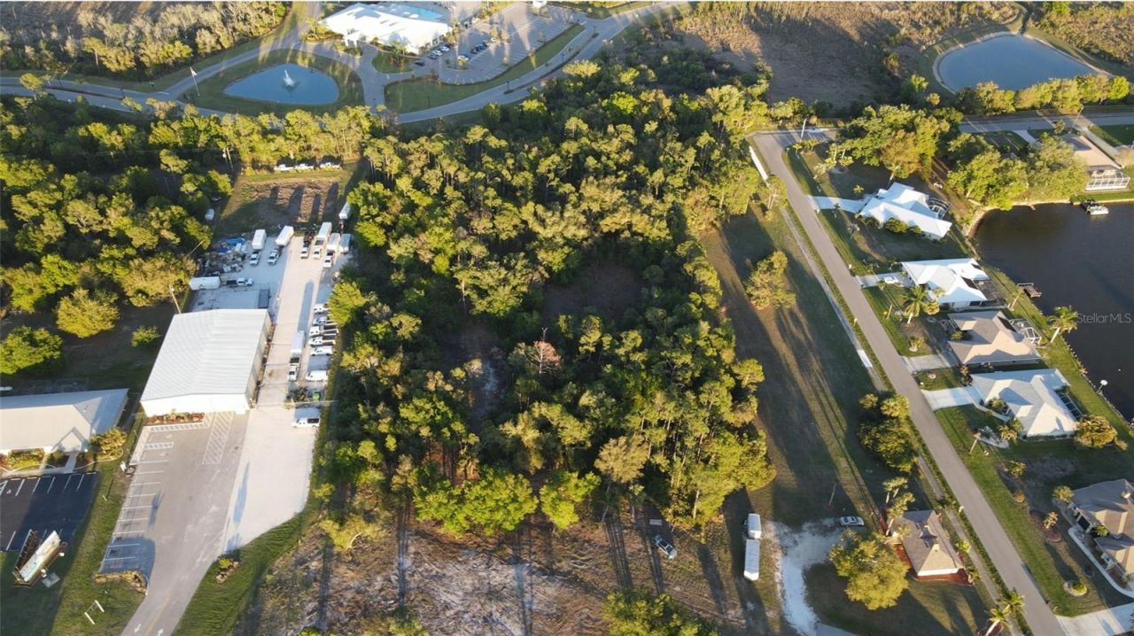 12354 SW Co Road 769 , Lake Suzy, FL 34269 Photo