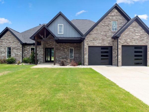 5015 Castaway Bay, Benton, AR 72019