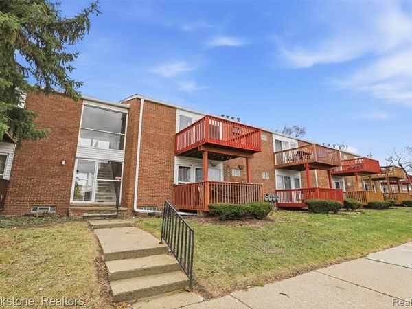 627 McDougall McDougall Street, Detroit, MI 48207
