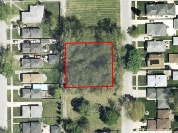 16008 Marshfield Avenue , Harvey, IL 60426