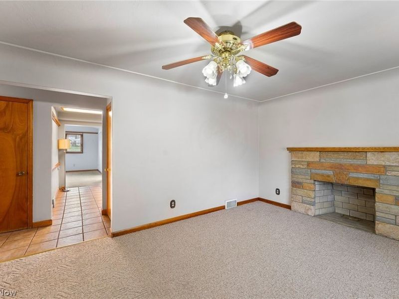 687 Moore Avenue, Campbell, OH 44405 Photo 2