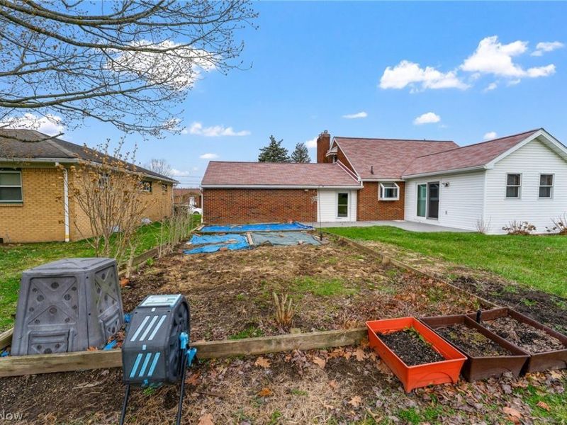 687 Moore Avenue, Campbell, OH 44405 Photo 20