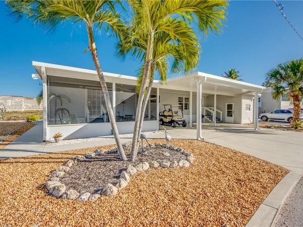 4892 Gulfgate LN, ST. JAMES CITY, FL 33956