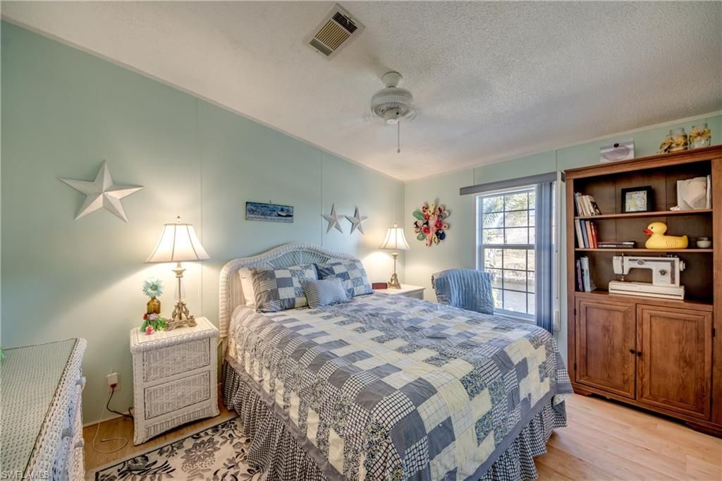 4892 Gulfgate Ln, Saint James City, FL 33956 Photo