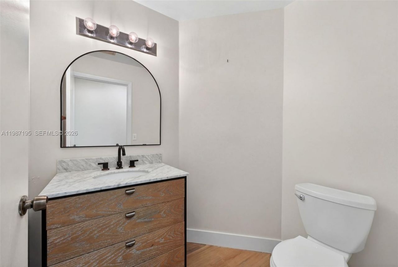 2166 NW 191st Ave, Pembroke Pines, FL 33029 Photo