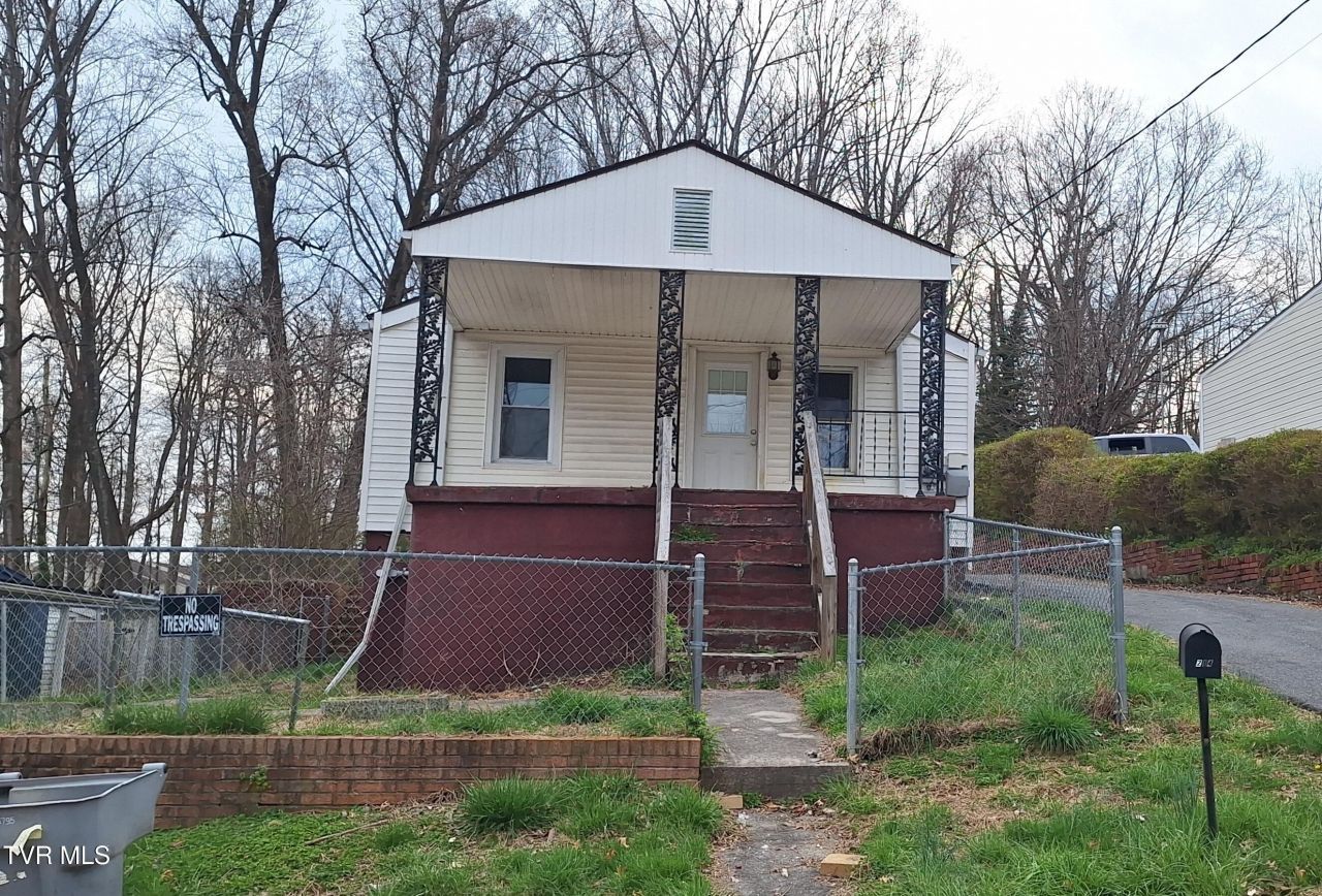 214 Stafford Street, Bristol, TN 37620 Main Photo