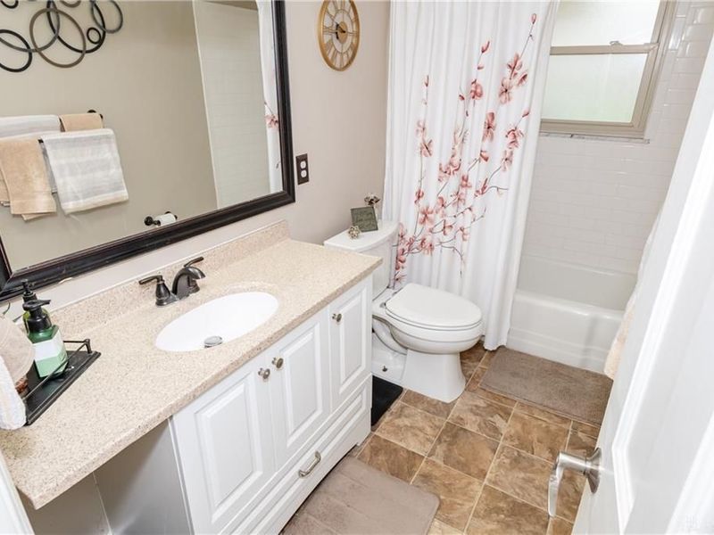 321 Grantham Drive, Englewood, OH 45322 Photo 32