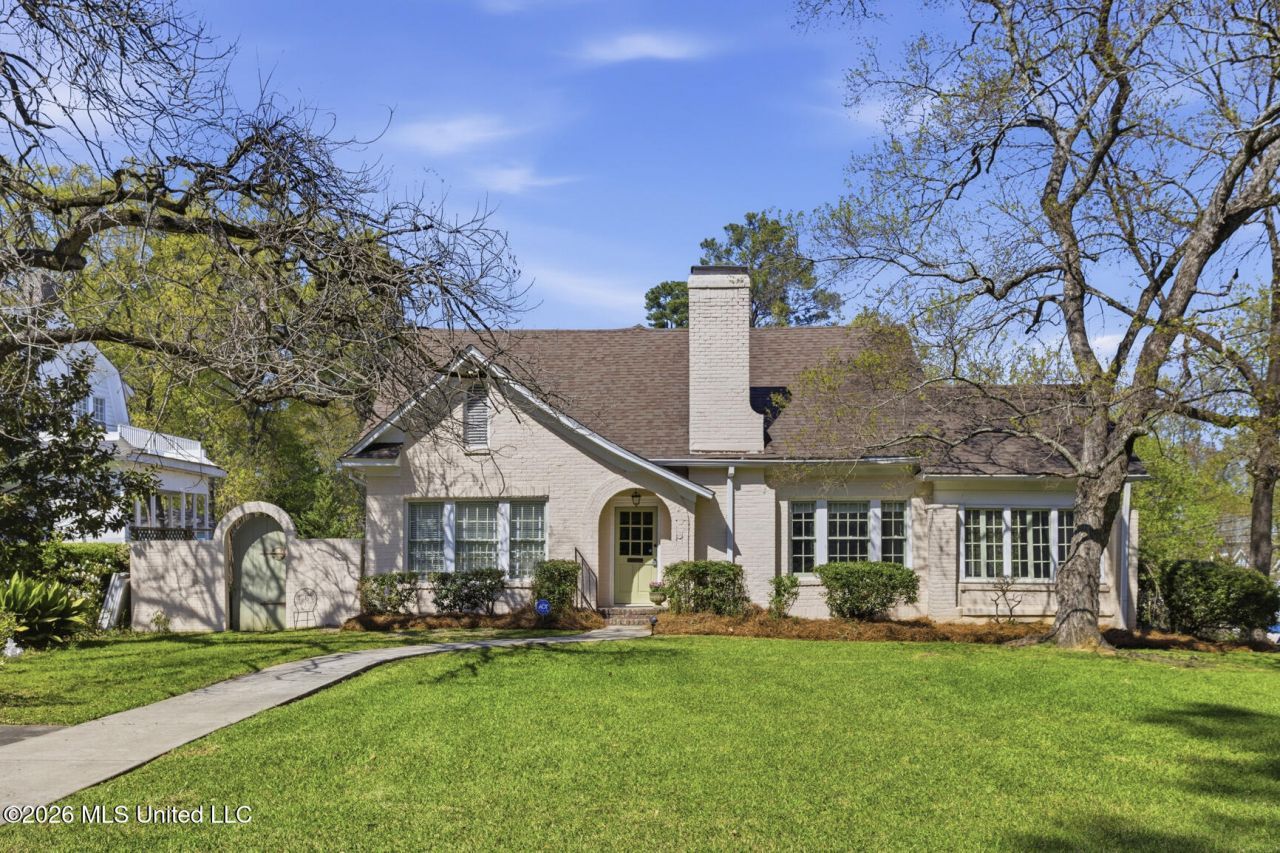 1622 Poplar Boulevard, Jackson, MS 39202 Main Photo