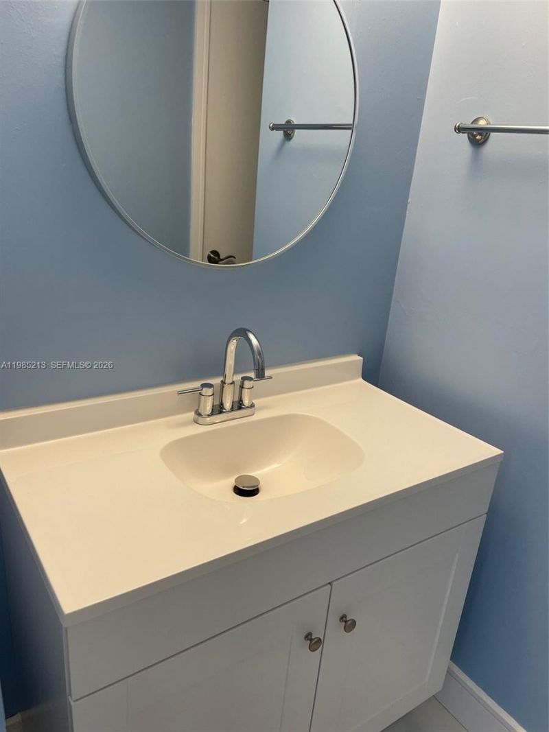 3615 NE 167th St , Unit 301, North Miami Beach, FL 33160 Photo