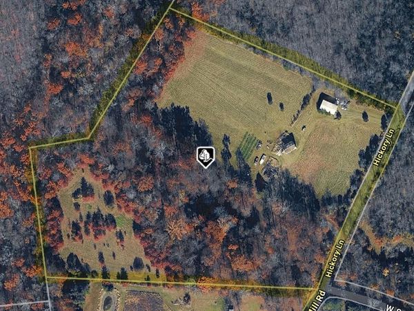 1107 HICKORY LANE , QUAKERTOWN, PA 18951