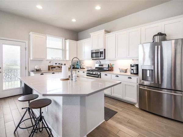 18003 Pomelo LN, Unit B, Pflugerville, TX 78660