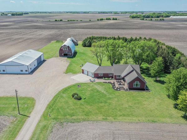 18522 15th Street SW, Blomkest, MN 56216