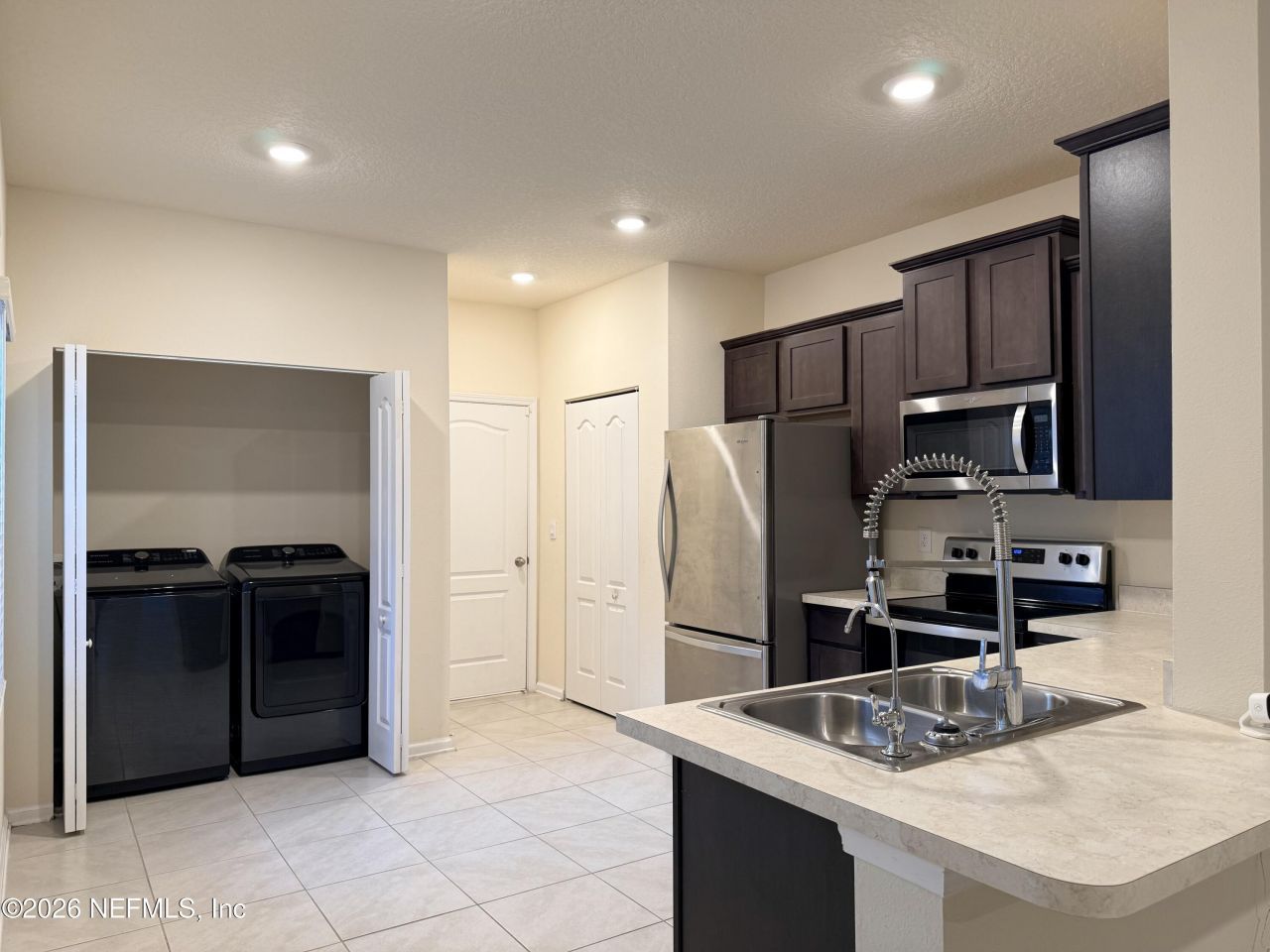 246 Aralia Lane, Jacksonville, FL 32216 Photo