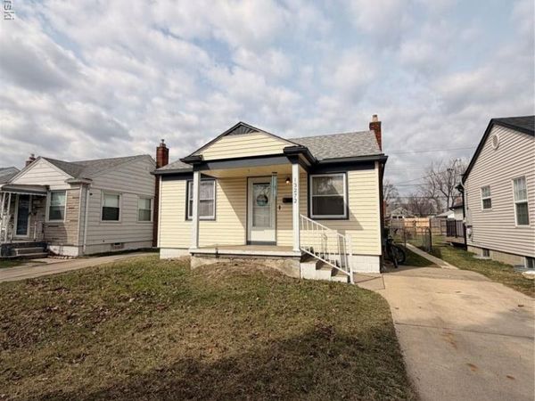 13272 Pullman Street, Southgate, MI 48195