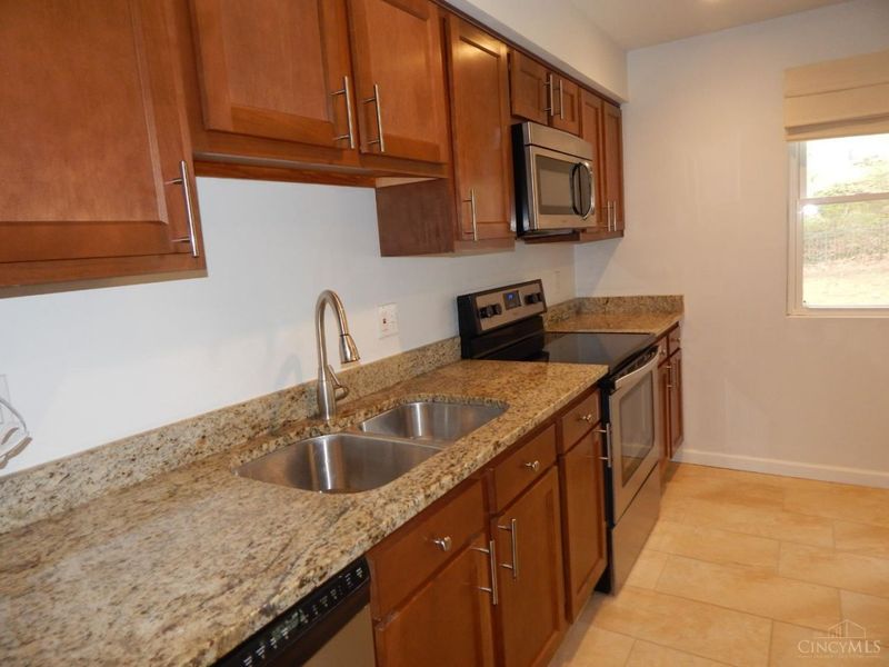 6601 Ripplewood Lane, Cincinnati, OH 45230 Photo 6