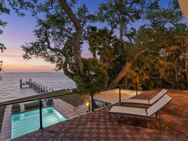 3127 BAY SHORE ROAD, SARASOTA, FL 34234