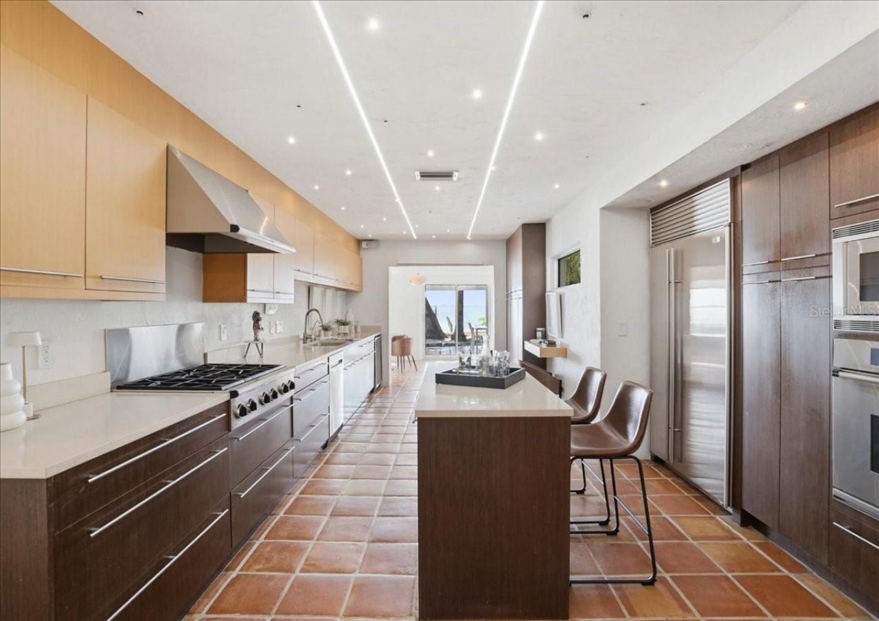 3127 Bay Shore Road, Sarasota, FL 34234 Photo