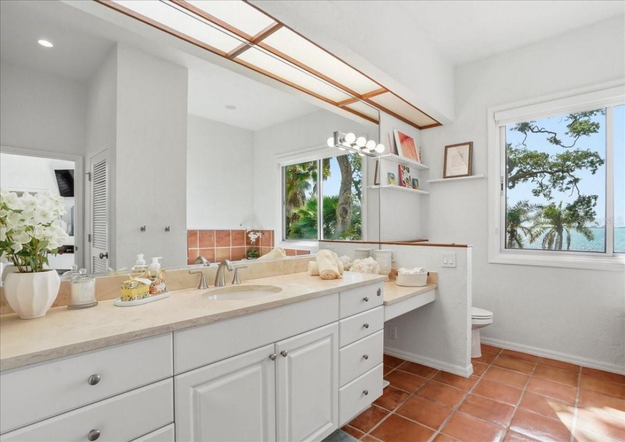 3127 Bay Shore Road, Sarasota, FL 34234 Photo