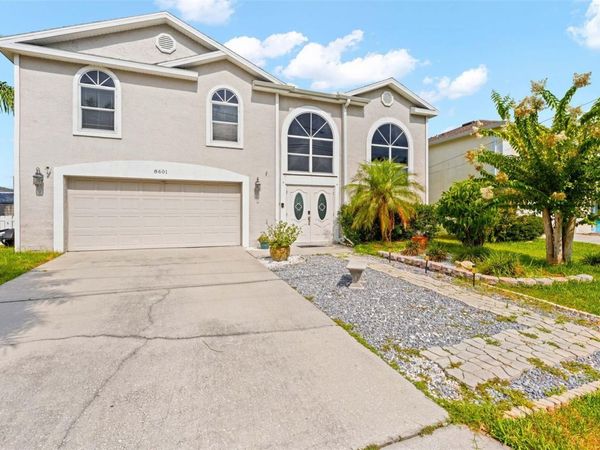 8601 OLD POST ROAD, PORT RICHEY, FL 34668