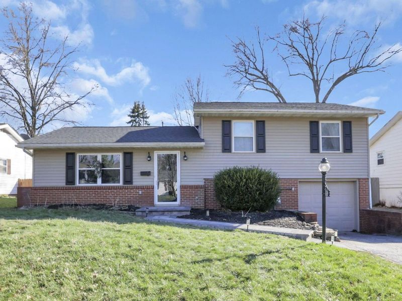 6519 Balsam Drive, Reynoldsburg, OH 43068 Photo 1