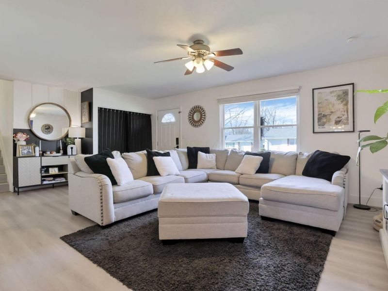 6519 Balsam Drive, Reynoldsburg, OH 43068 Photo 2