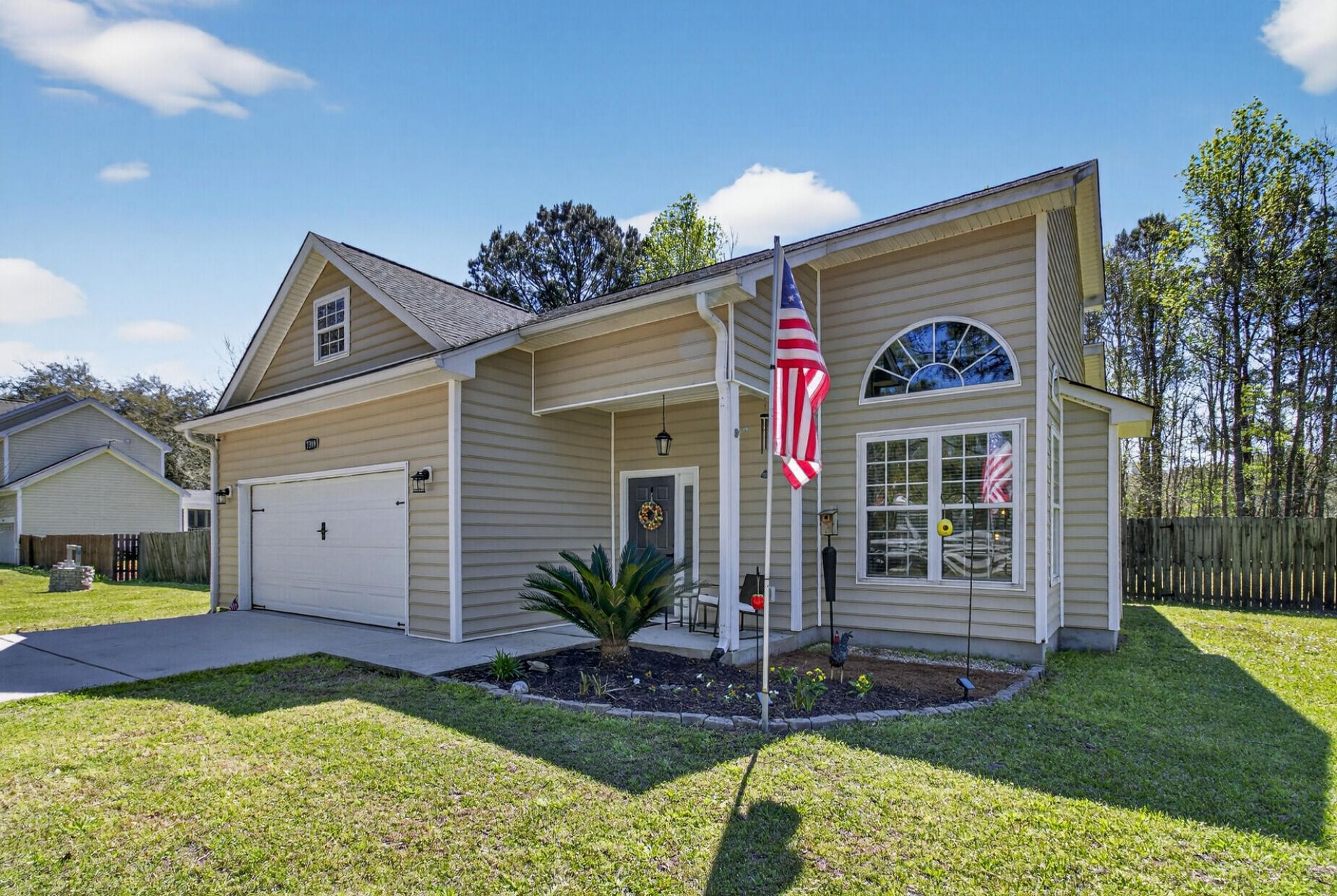 7389 Commodore Road Photo 11