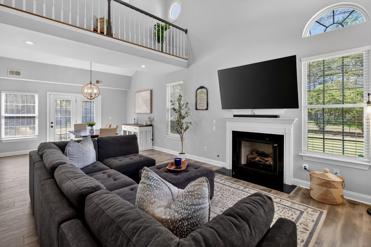 7389 Commodore Road Photo 17