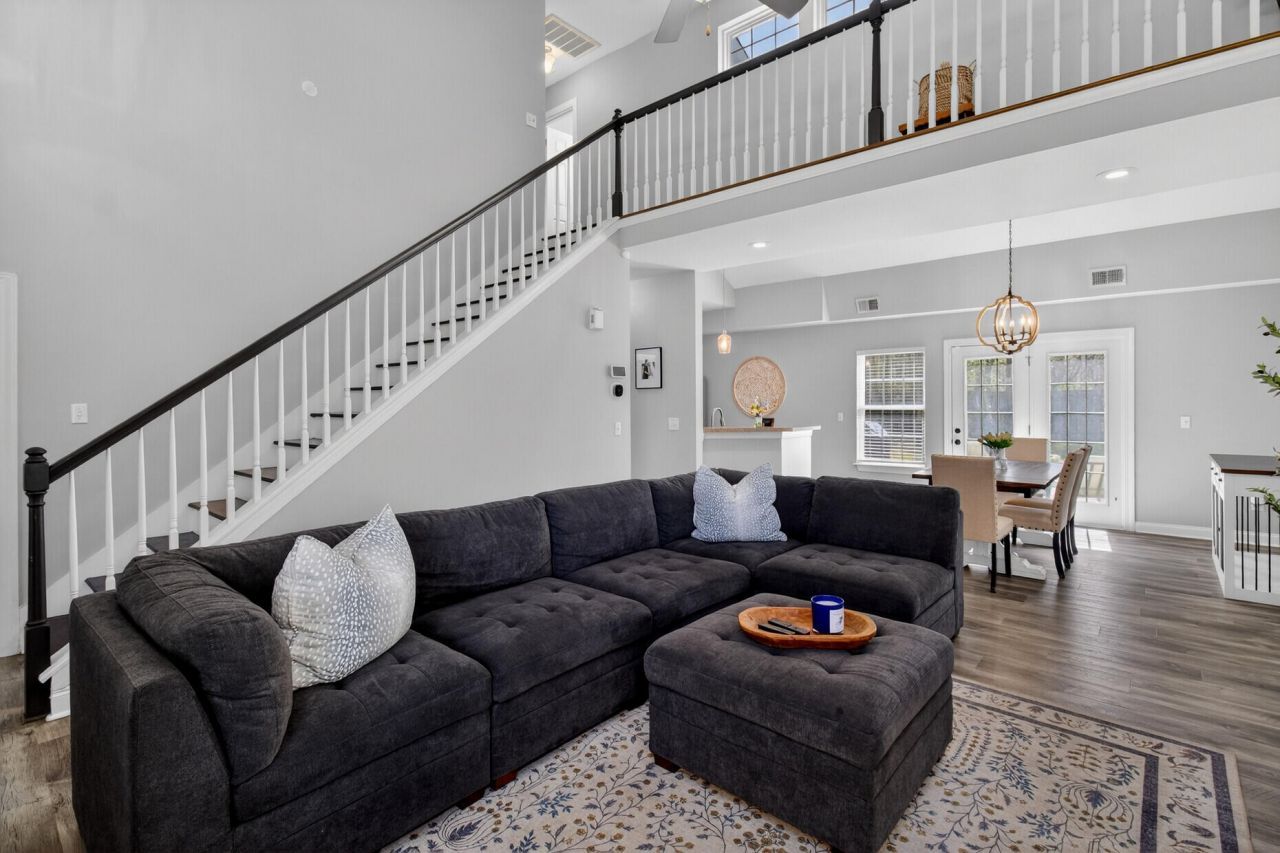 7389 Commodore Road Photo 29