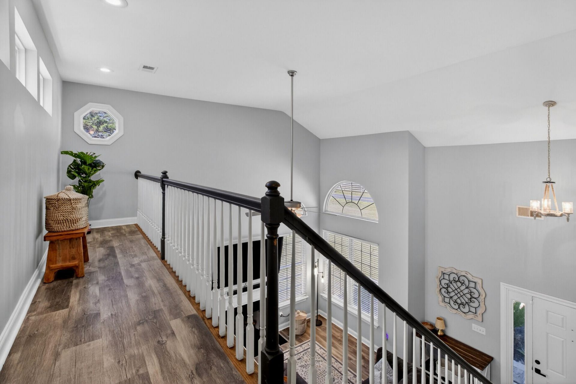 7389 Commodore Road Photo 31