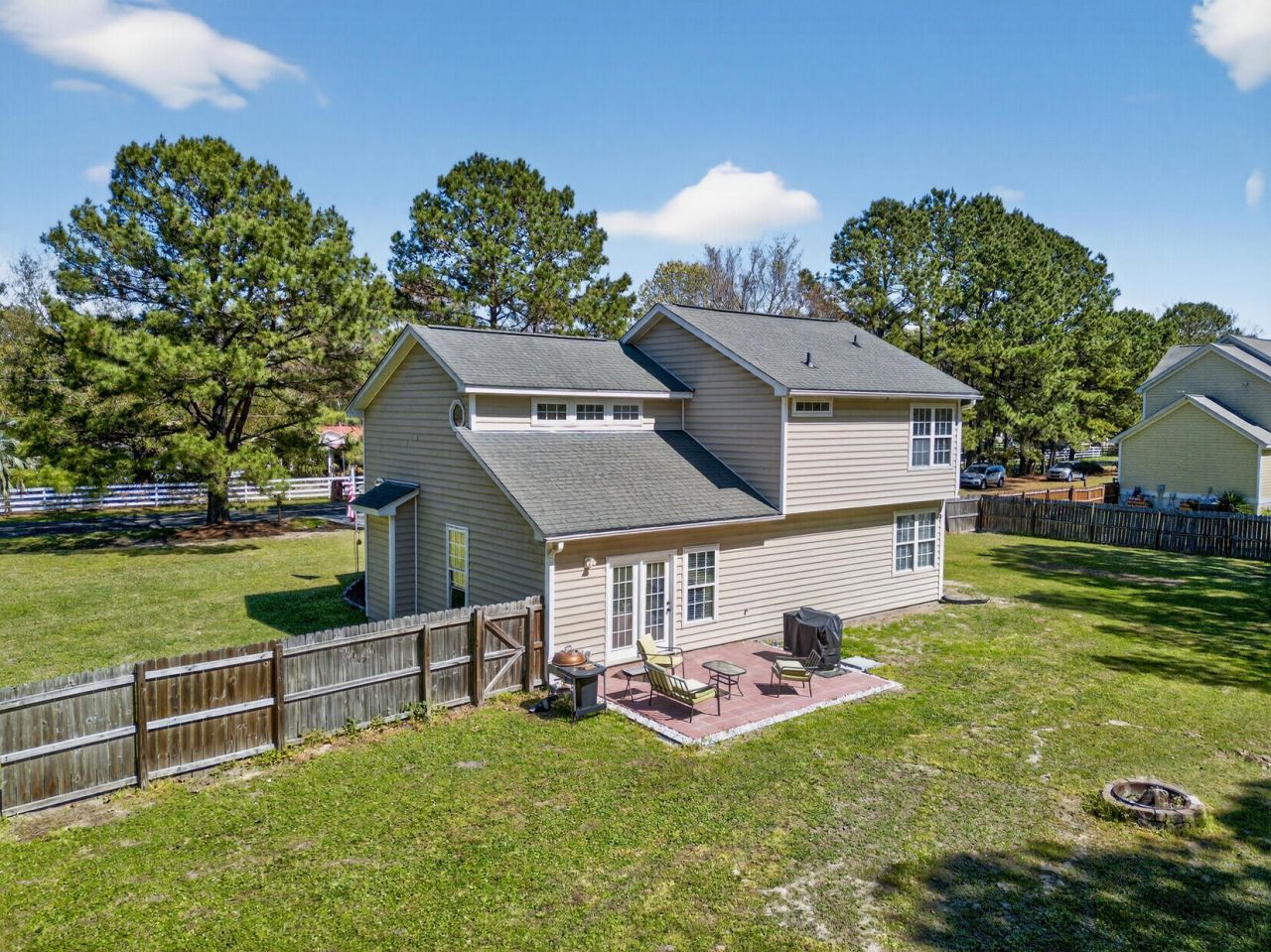 7389 Commodore Road Photo 42