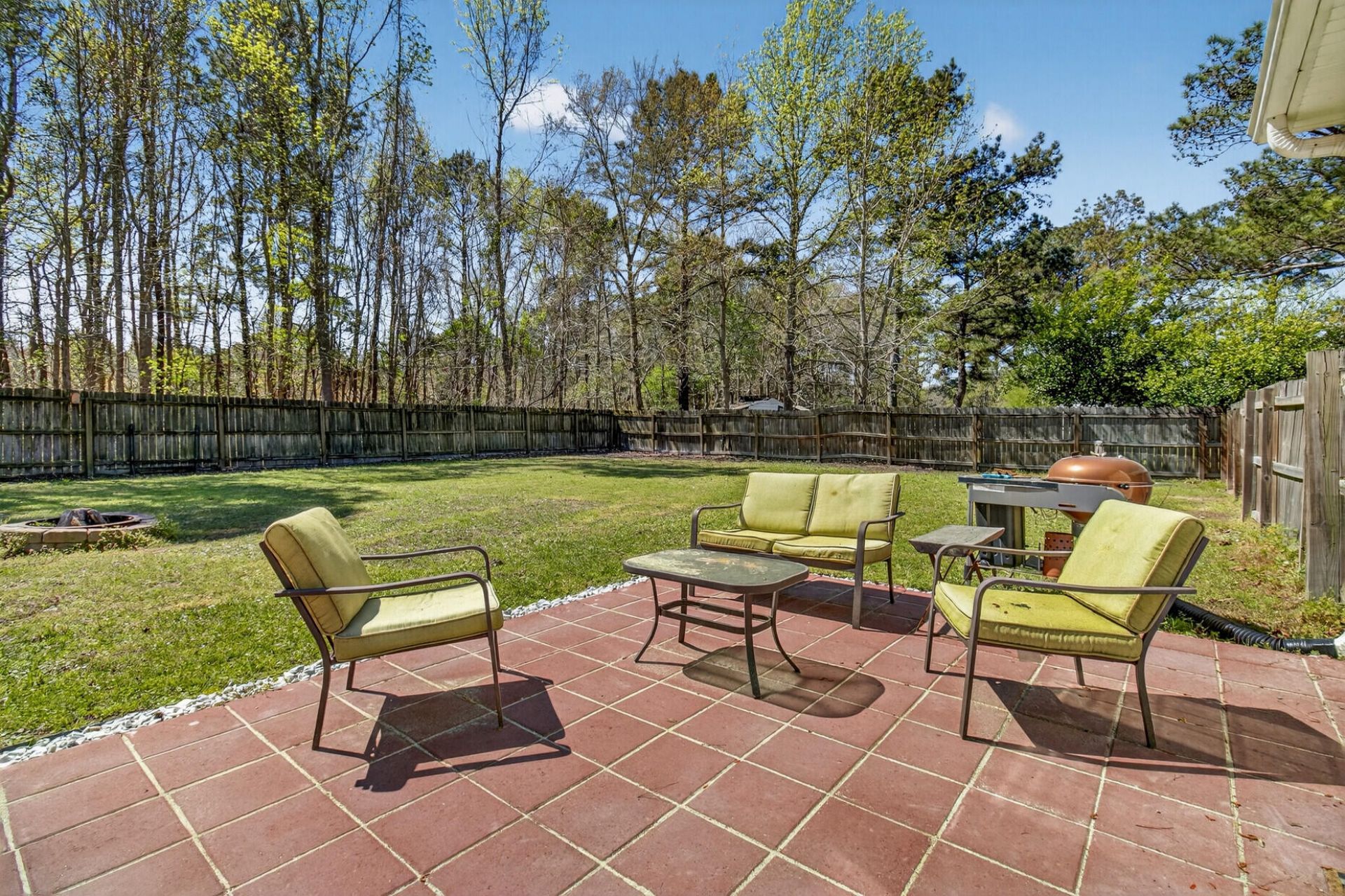 7389 Commodore Road Photo 44