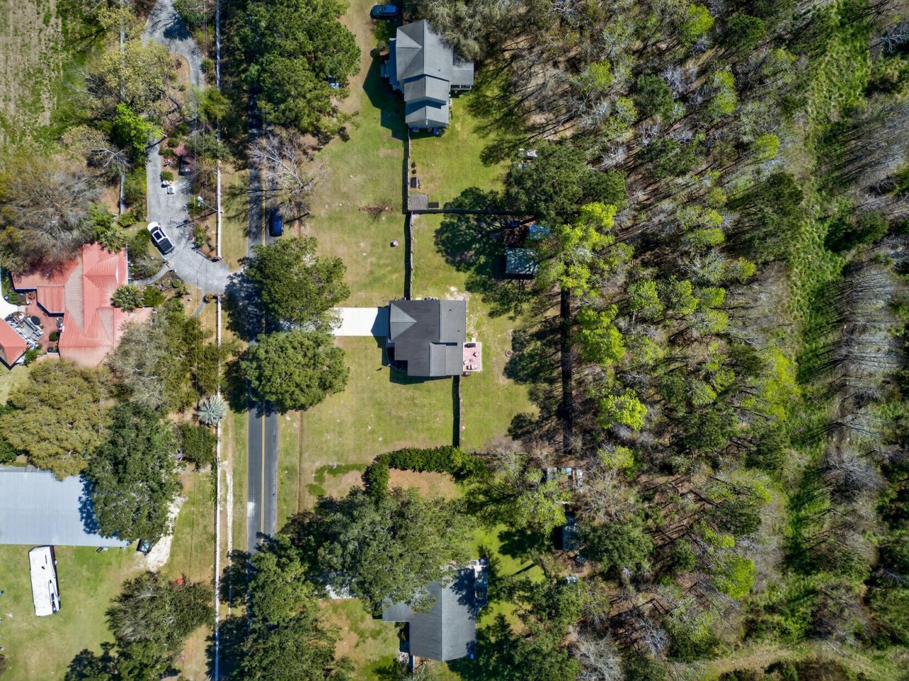 7389 Commodore Road Photo 7